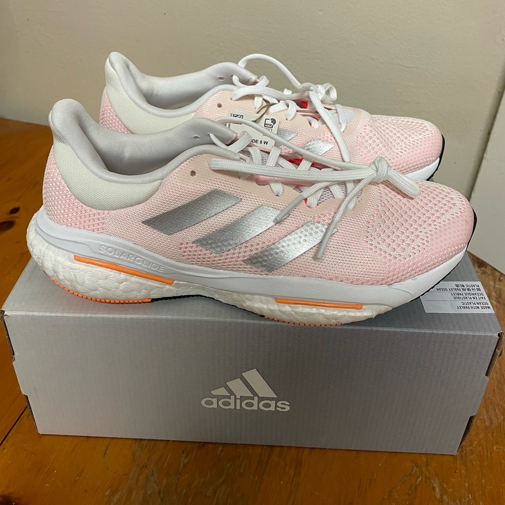 Adidas solar glide 5 Womens size 8.5 new
